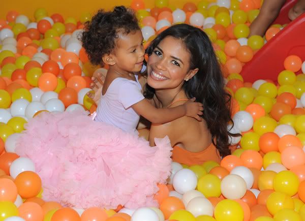 Everything happening in hollywood: BIRTHDAY GIRL: Jennifer Freeman